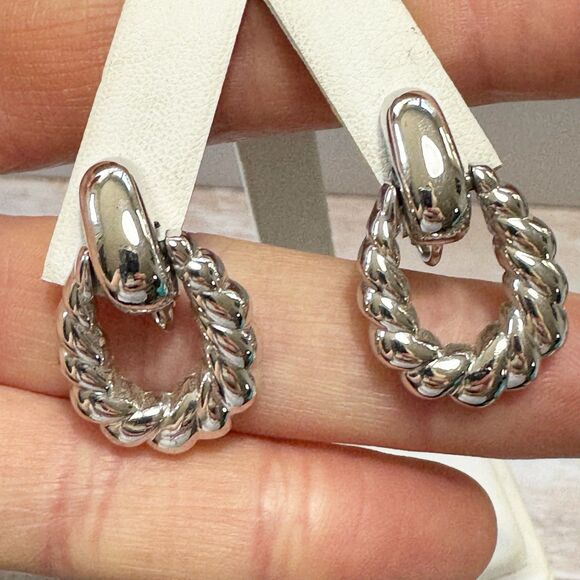 Napier Vintage Twisted Door Knocker Style Screw back Clip Earrings Silver Tone - Picture 3 of 9